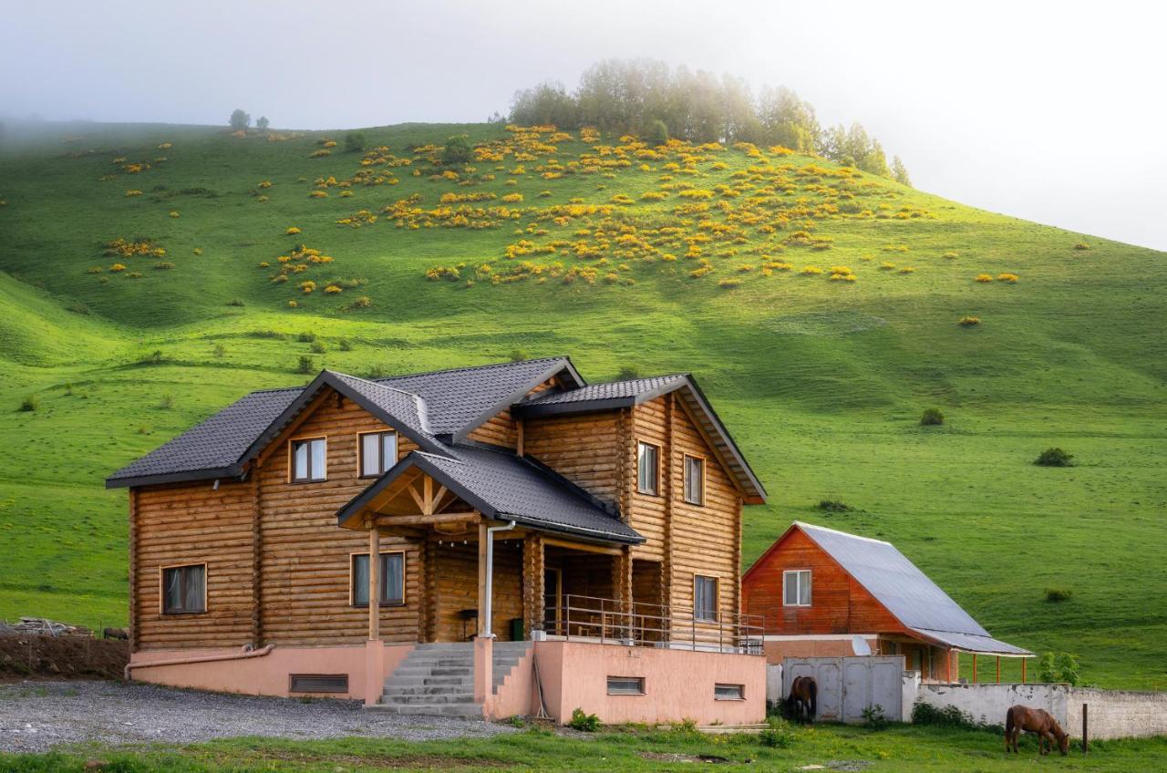 Snow Time Eco Chalet Gudauri Exterior foto
